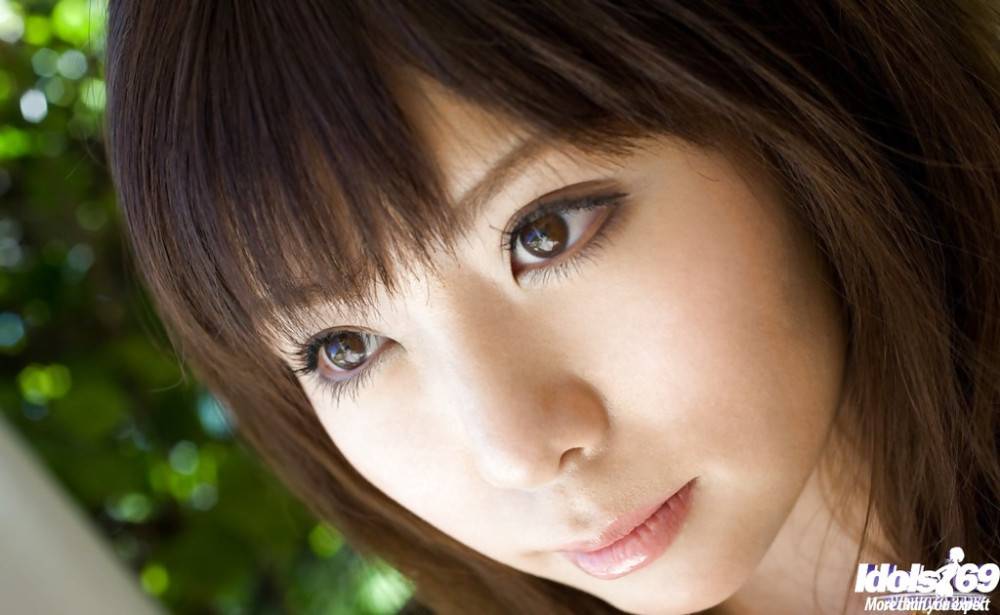 Alluring japanese babe Aya Hirai in sexy posing gallery - #6
