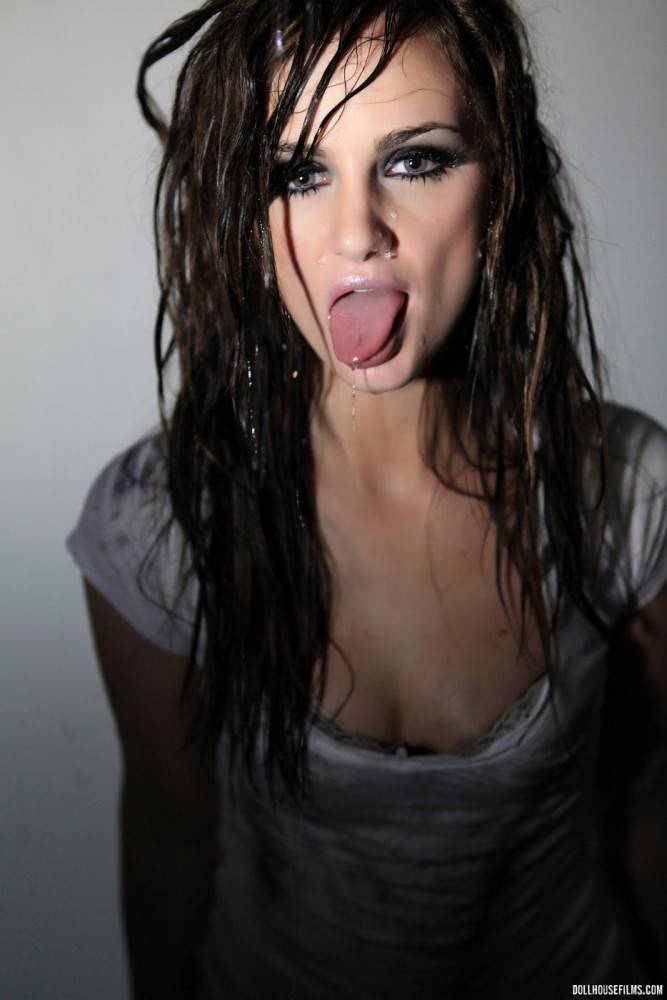 Lily Carter Is A Beautiful Brunette With A Hot Body And She Looks So Fucking Good With A Wet Shirt. - #13