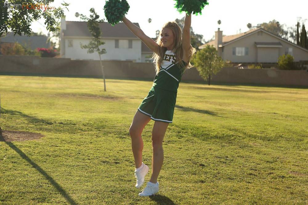 TFSN Cheerleaders 2 - #7