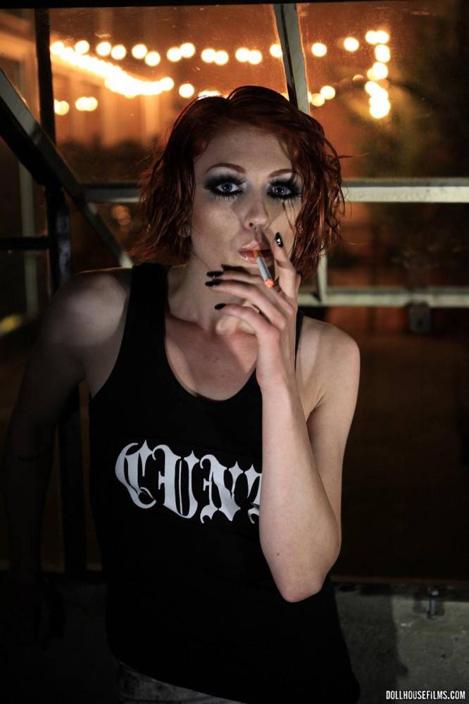 Photographic Art Model And Raunchy Redhead Virginia Mae Smokes A Cigar While Posing. - #6