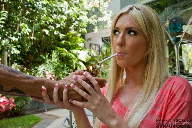 Blonde Victoria White Is In The Mood For Some Cum Shots After Hardcore Sex. - #5