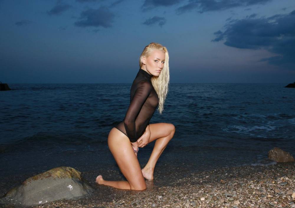 Liza B Is A Magnificent Blonde Chick And She Is Exposing Her Entire Body Outdoors - #2