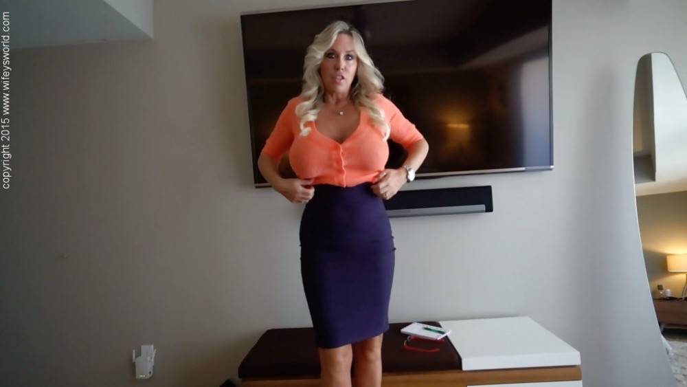 Stunning american blonde wife Sandra Otterson tease rod - #3