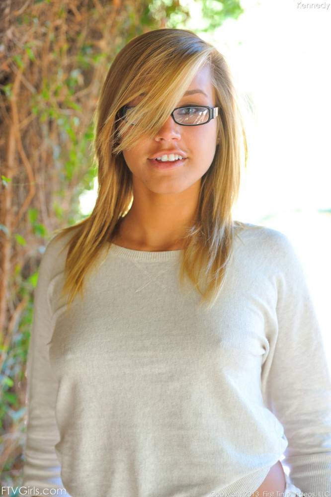 Ridiculously Hot And Cute Teen Kennedy Leigh Is A Naughty Blonde With Love Of Public Masturbation - #15