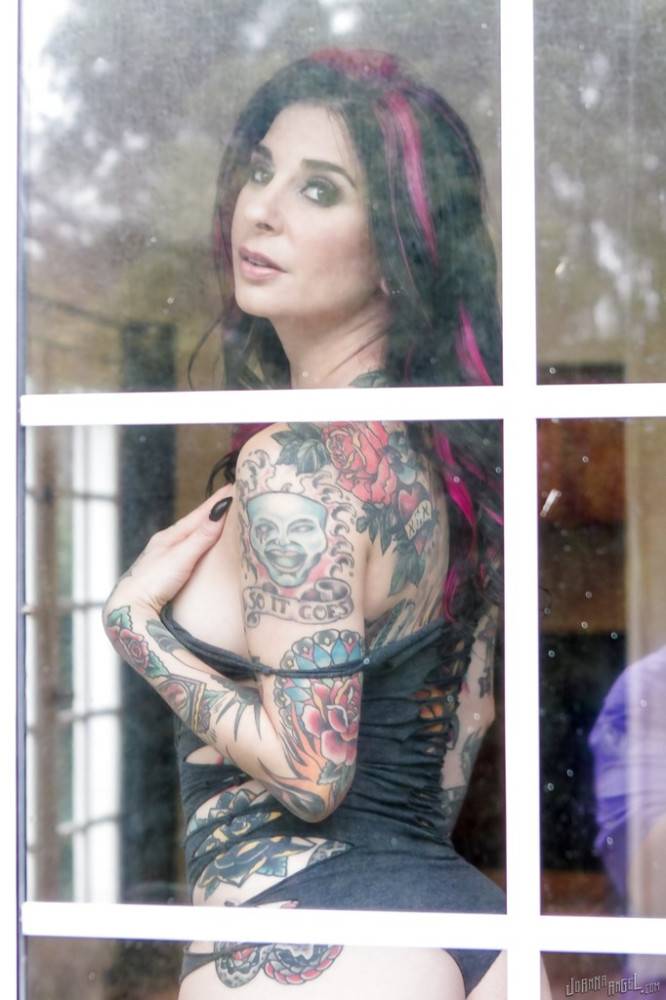 Enchanting american milf Joanna Angel bares big hooters and spreads her legs - #10