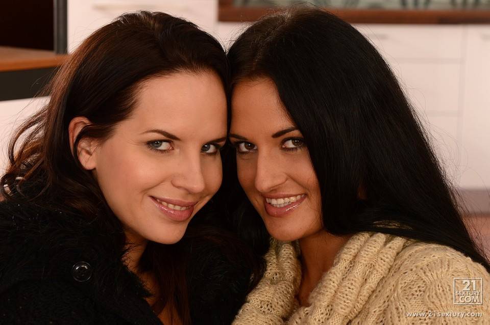 Nicole Vice And Eve Blue Are Awesome Brunettes Who Love To Be Lesbians As They Can Be - #8