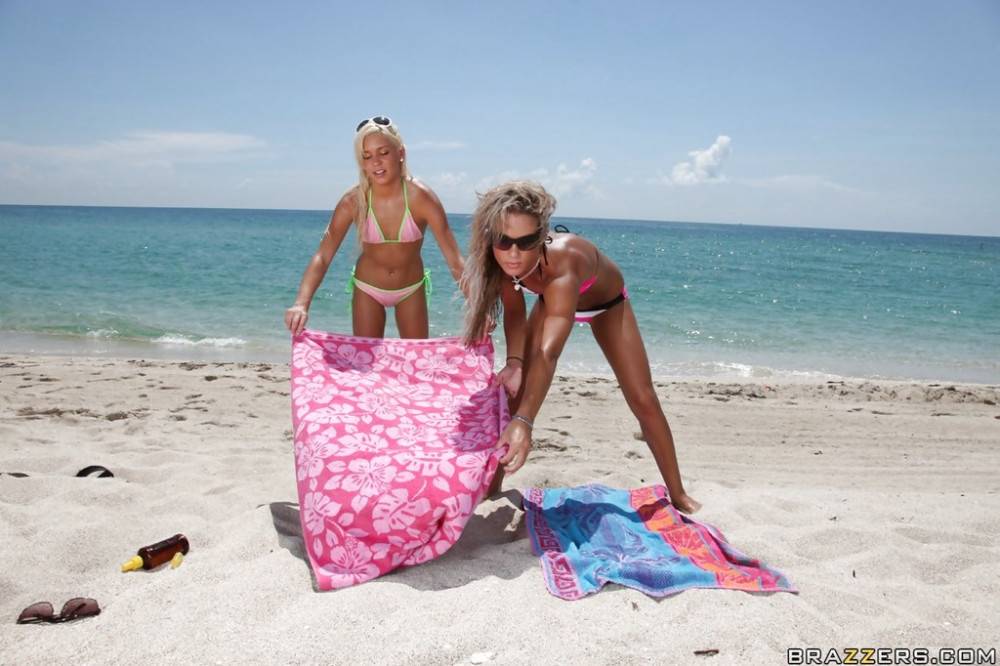 Excellent hotties Kara Novak and Kacey Jordan enjoy hardcore 3some sex at beach - #1