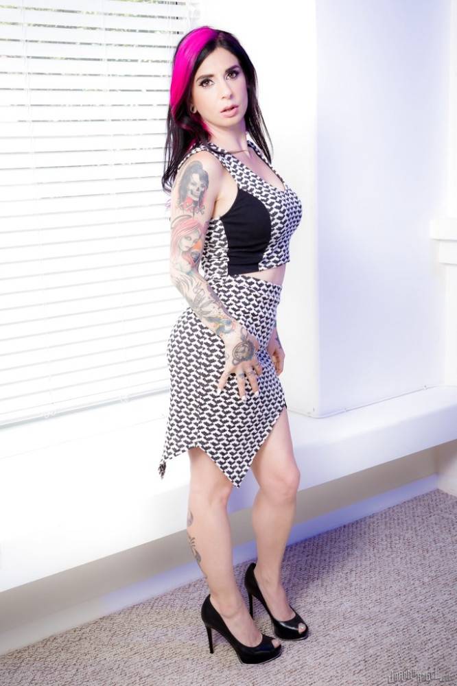 Tempting american milf Joanna Angel reveals big hooters and spreads her legs - #7