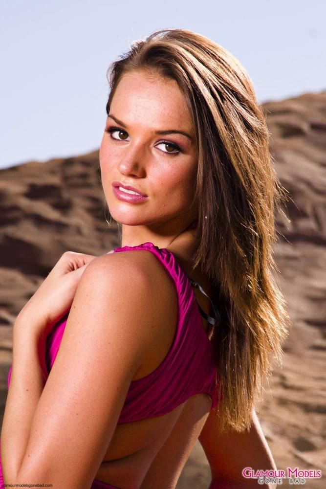 Leggy Beauty Tori Black Takes Off Her Pink Dress And Exposes Her Glam Pussy Outdoors - #10