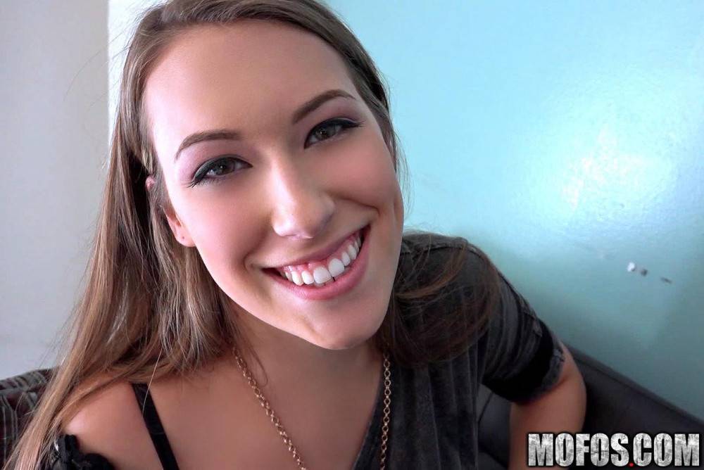 See The Licentious Chick Kimber Lee That Willingly Worships Hard Stick With The Mouth And Nub - #1