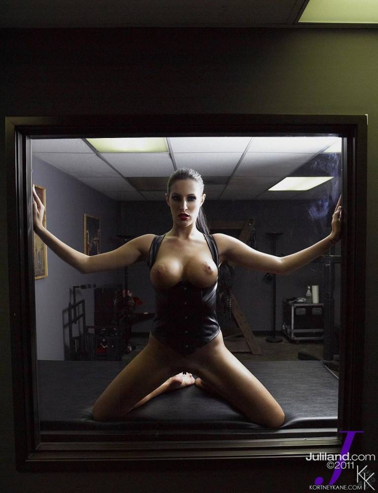 Fetish Loving Pervert Watches Busty Kortney Kane Pose With Her Big Tits Through One Way Glass. - #3
