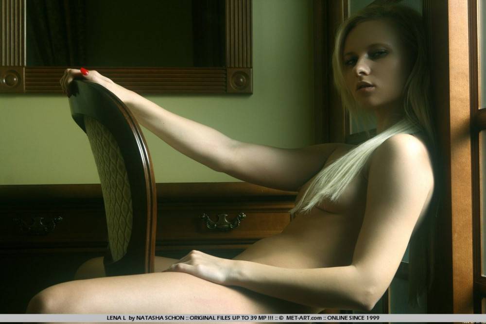 This Is The Seducing Photo Session From The Blonde Teen Lena L Posing Naked - #15