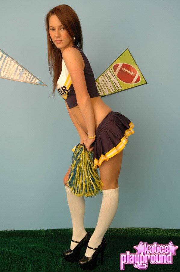 Mouth-watering Cheerleader Kates Playground Strips Down To Her Bare Skin - #2