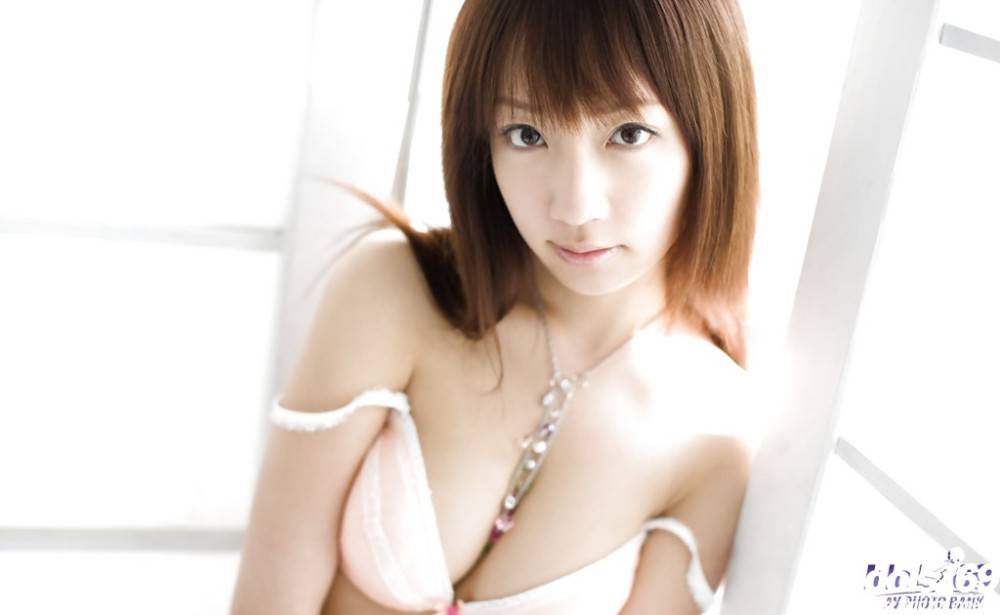 Svelte japanese teen Hina Kurumi in sexy lingerie - #11