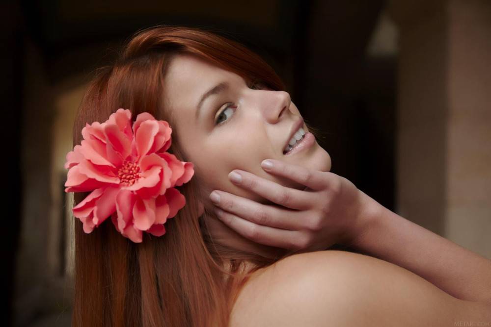 Sexy Redhead Kamila Hermanova Exhibits Her Silky Body While Wearing A Rose In Her Hair. - #11