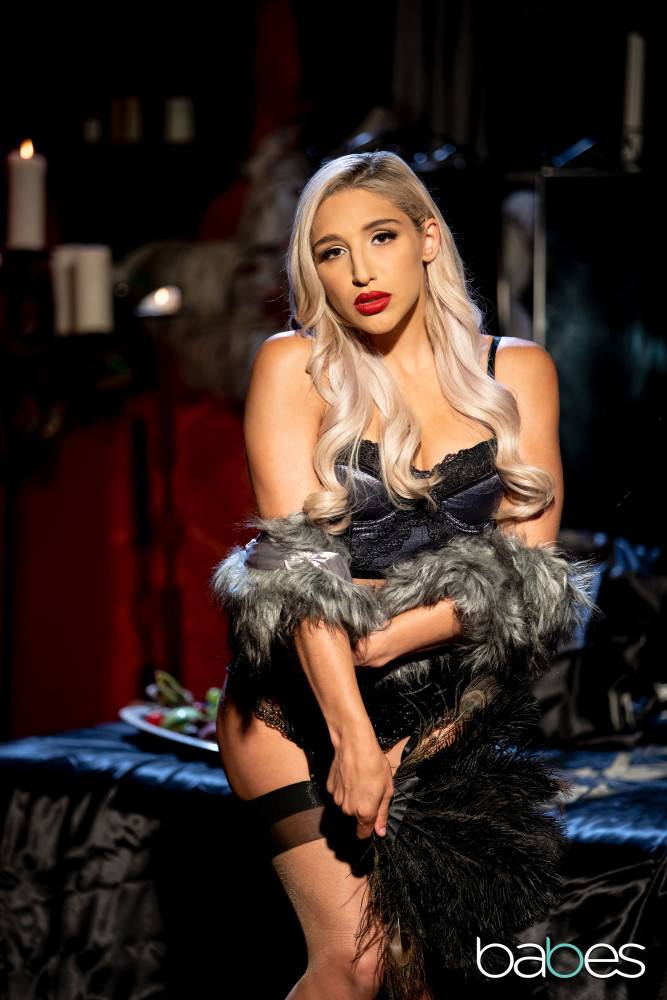 Glamorous Blondie Abella Danger Shagged By Her Horny Lover - #2