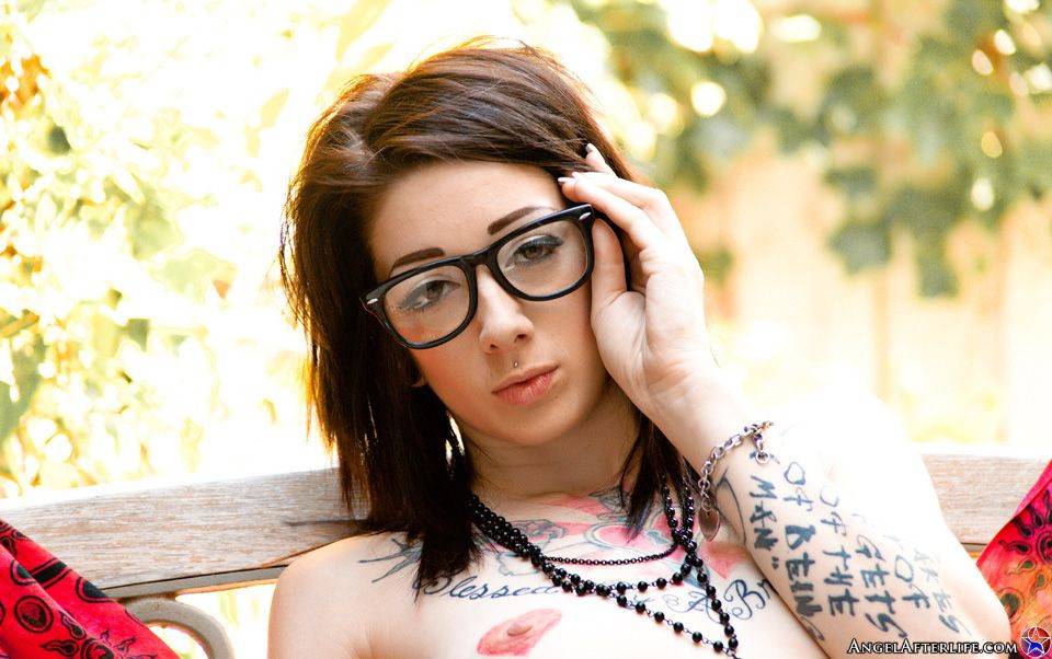Softcore Session With Brunette In Glasses Angel Beau Flashing The Nude Body - #6