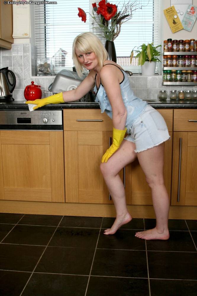 Mature Blonde Sally Taylor Gets Naked In The Kitchen To Show Her Pierced Clit - #1