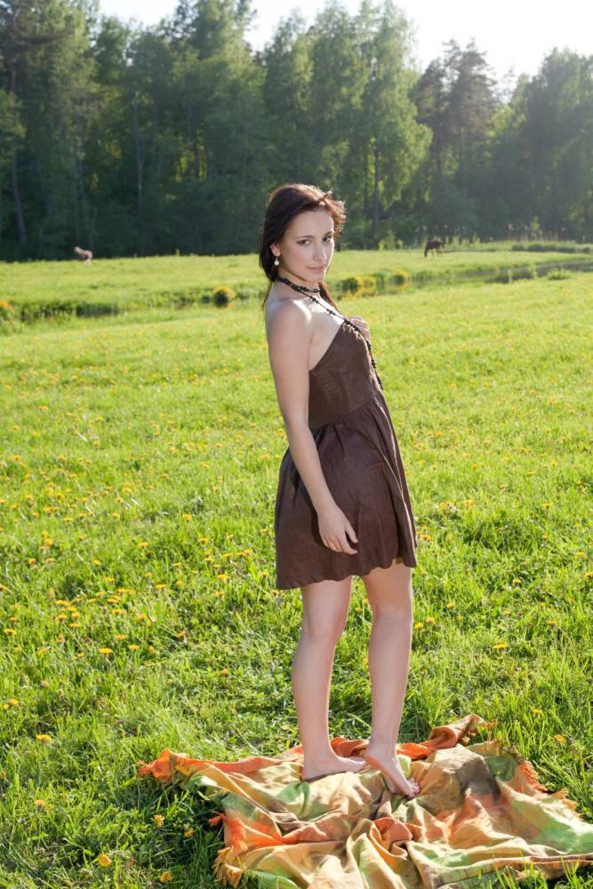 Brunette Teen Victory Nubiles Willing To Enjoy The Soft Green Grass And Tender Sun With Naked Body - #12