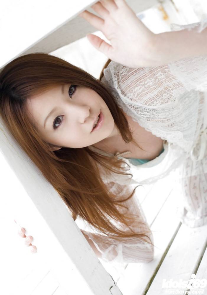 Gracile japanese teen Rina Koizumi in underwear makes some hot foot fetish - #12