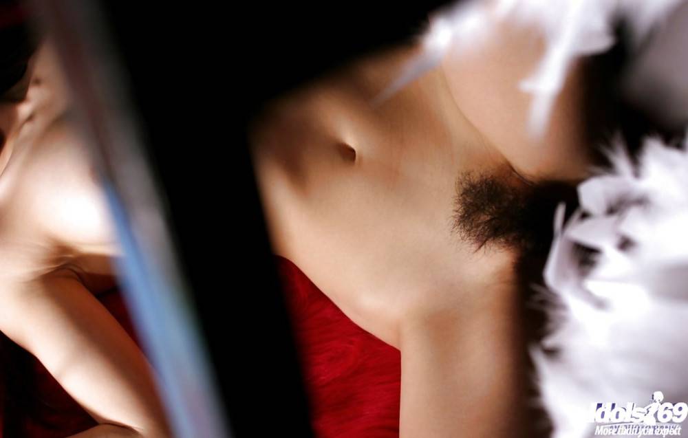 Amazing japanese hottie Seira Narumi exhibiting her butt - #13