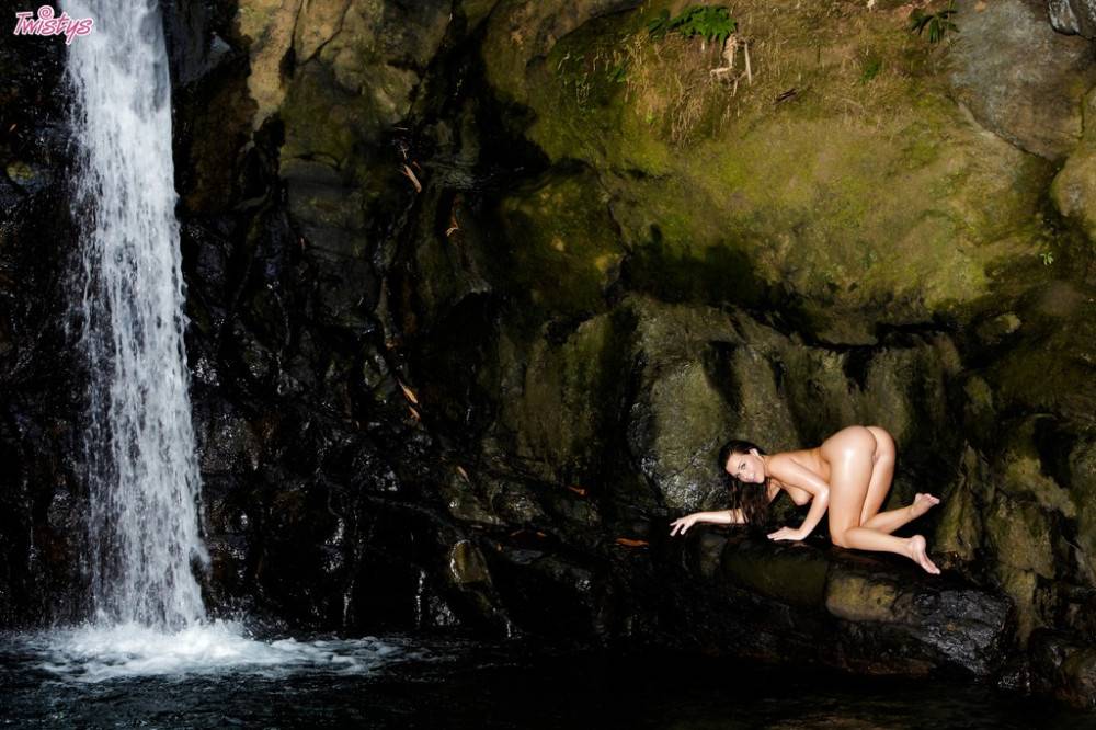 Stunning american porn star Mia Malkova shows her butt in sexy bikini and spreading her legs outdoor - #18