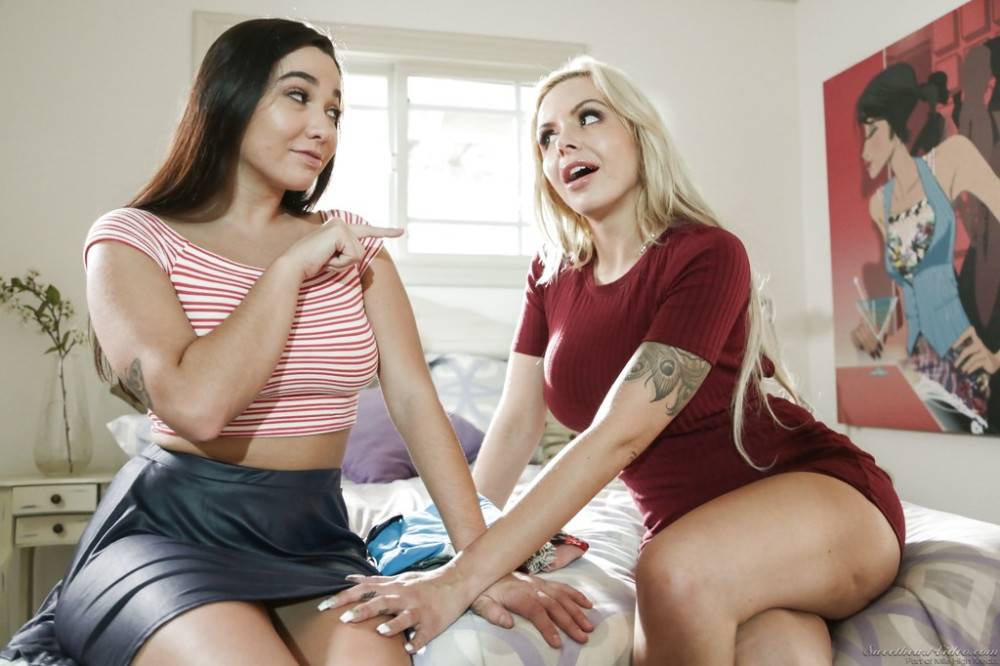 Appealing milf lesbians Nina Elle and Karlee Grey licking pussies and enjoy lesbian scissoring - #2