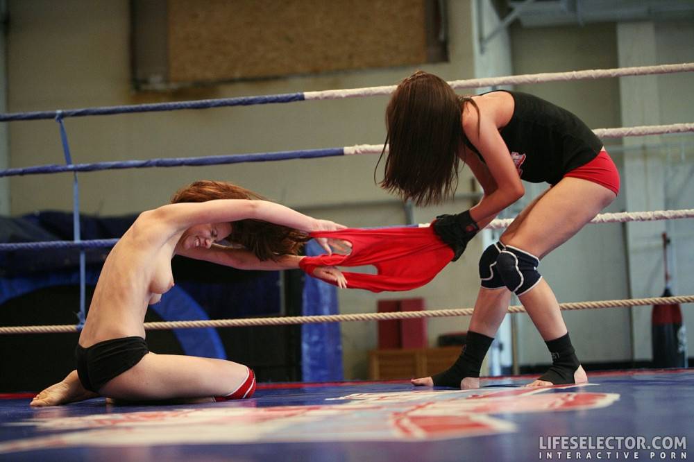 Mira Shine And Sophie Lynx Are Fighting And Masturbating Hotly On The Ring - #5