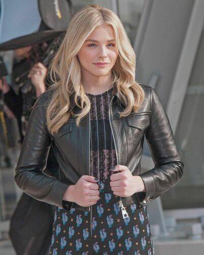 chloegmoretz https: - #4