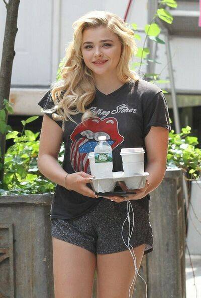 chloegmoretz https: - #16