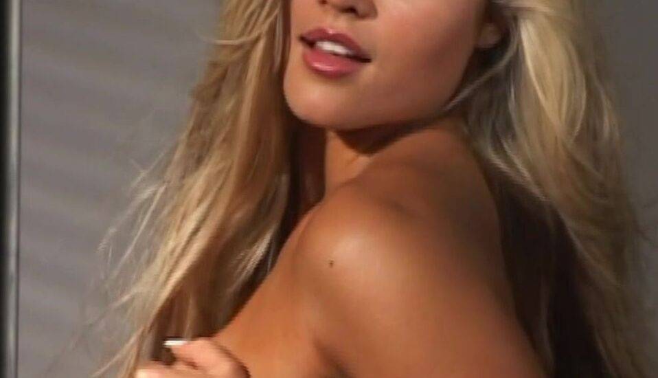 Aryane Steinkopf Making Of Playboy - #2