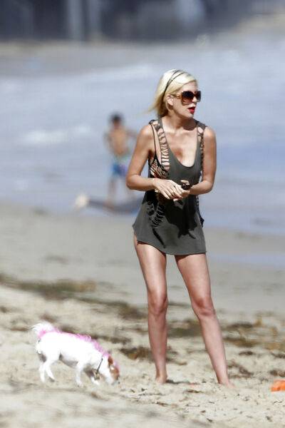 Tori Spelling i - #1