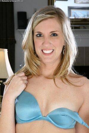 Mature blonde with a flawless body Kristi Lane strips off showing her nudity on nudesceleb.com