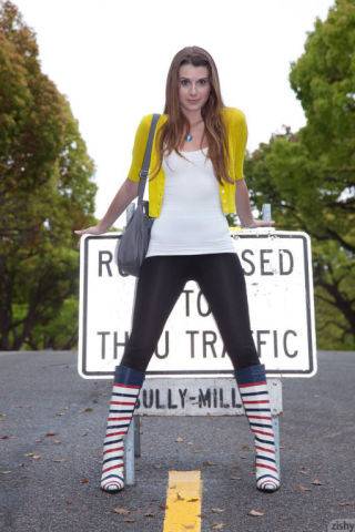Shelby dompnier in leggings and gasoline boots on nudesceleb.com