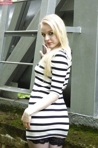 Slim latvian blond teen Bella Lei exhibits her ass outside - Latvia on nudesceleb.com