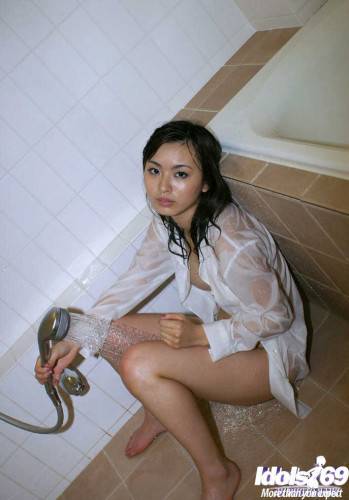 Sylphlike japanese teen Hikari reveals big tits and butt in shower - Japan on nudesceleb.com
