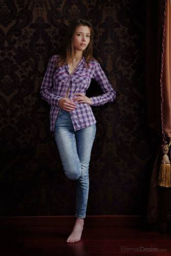 Shapely ukrainian teen Mila Azul exhibiting big tits and masturbating - Ukraine on nudesceleb.com