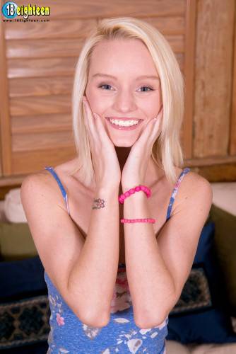 Cute Smiling Blonde Sammie Daniels Looks Somewhat Embarrassed When Playing With Rod on nudesceleb.com