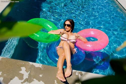 Catalina Cruz With Big Bust And Ultra Long Legs Takes Her Bikini Off Right In The Pool. on nudesceleb.com