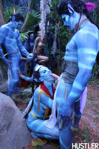 Avatar Heroes Misty Stone, Chanel Preston And Juelz Ventura Enjoy Hot Orgy In The Jungles on nudesceleb.com