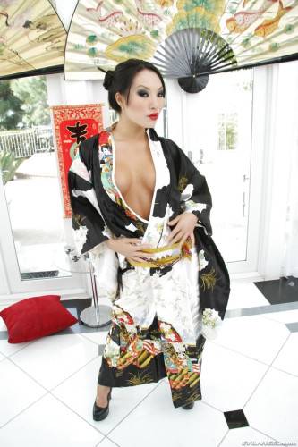 Lovely japanese babe Asa Akira revealing big boobs and spreading her legs - Japan on nudesceleb.com
