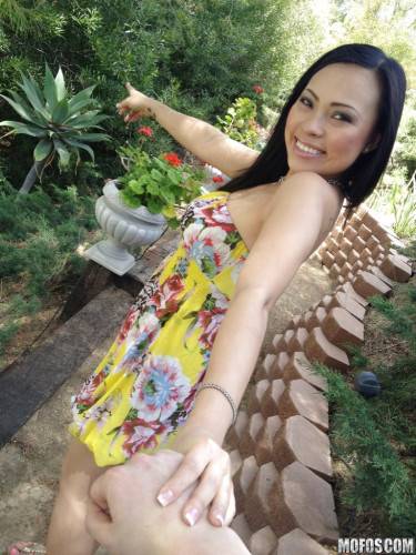 Excellent oriental teen Gia Lee denudes big knockers and spreads her legs on nudesceleb.com