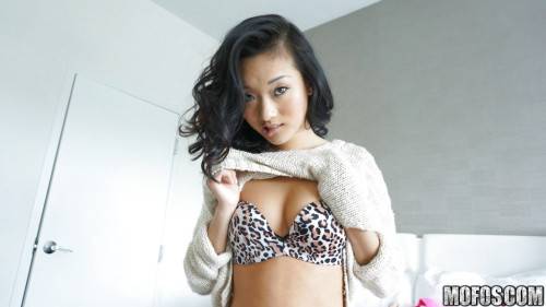 Gracile asian teen Alina Li banged after hot suck on nudesceleb.com