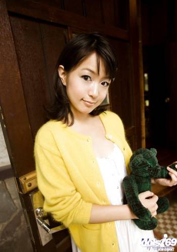 Foxy japanese teen Nana Nanami baring tiny tits and sexy butt - Japan on nudesceleb.com