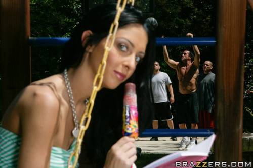 Gracile Israeli teen Stephanie Cane fucked after sucking huge rod outdoor - Israel on nudesceleb.com