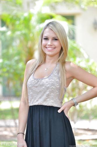 Stunning american blonde teen Kendall Kayden exhibits big hooters and vagina outdoor - Usa on nudesceleb.com
