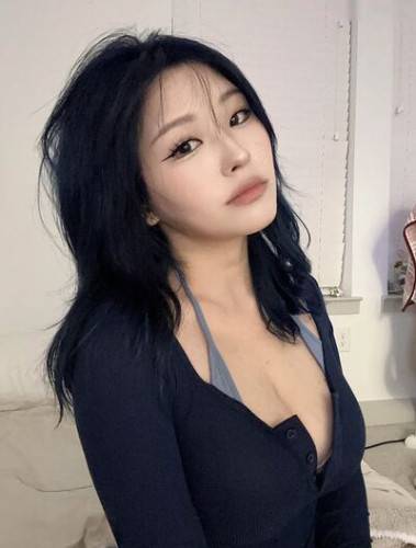 Hyoon on nudesceleb.com