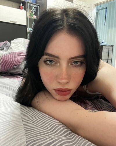 Howeversnowy rusian Billie eilish on nudesceleb.com