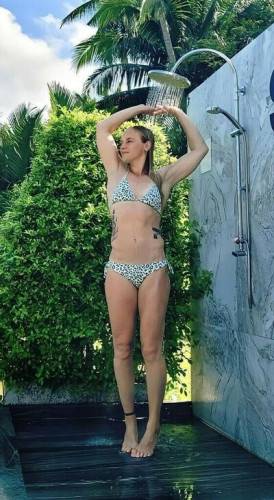 Bulletvalentina on nudesceleb.com